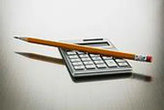 Източноевропеецът харчи 254 евро за застраховане годишно