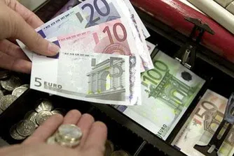 327 българи са милионери по влог