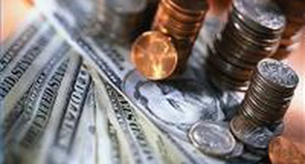 Известен икономист предрече крах на долара