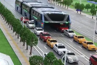 Автобусът на бъдещето направи първия си курс