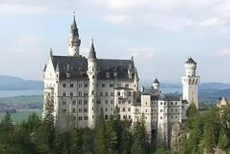 Германските замъци печелят от кризата