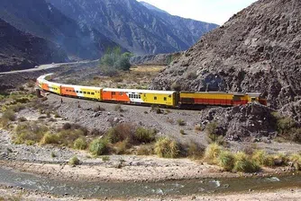 Tren a las Nubes - Влакът до облаците