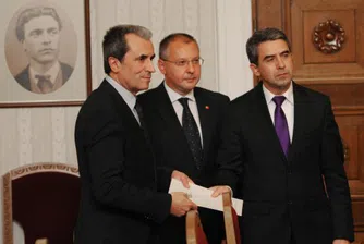 Орешарски обяви себе си за освободител