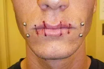 Най-екстремните пиърсинги за уста