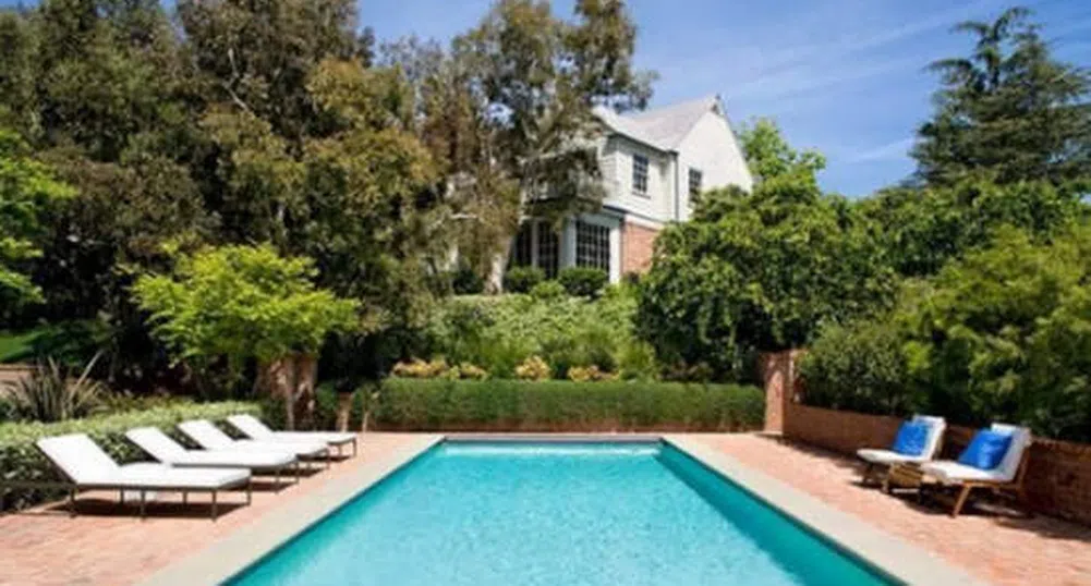 Харисън Форд продаде къща с бомбоубежище