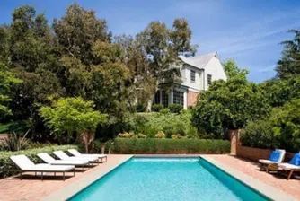 Харисън Форд продаде къща с бомбоубежище