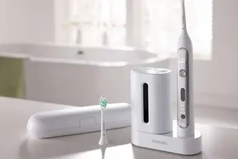 Philips създаде четка за зъби, която прави 3D карта на устата ви