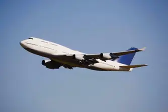 IATA завиши прогнозата си за печалбата на авиоиндустрията