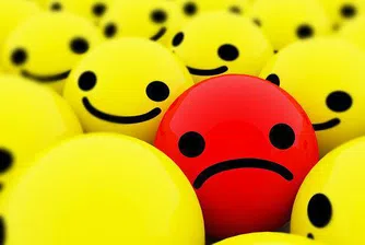 Американците изхвърлят мрачните си мисли в контейнера