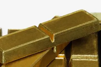 Златото поевтинява с 1% след данните за заетостта