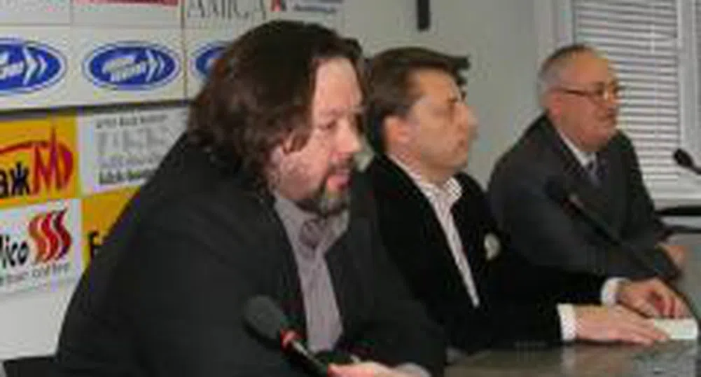 Съд отстрани временно шефовете на Петрол