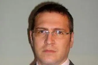 Д. Димитров: Активизиране на институционалните инвеститори