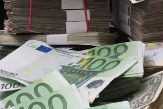 Всеки македонец дължи по 1176 евро, а хърватите по 5337 евро