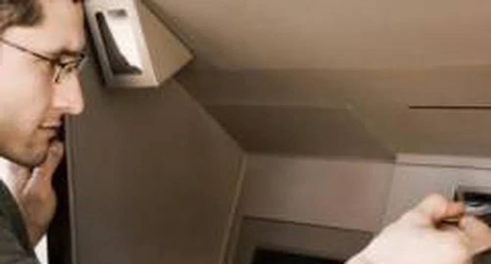 Нови банкомати за внасяне на пари от Банка ДСК