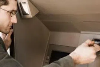 Нови банкомати за внасяне на пари от Банка ДСК