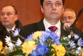 Янев: Тройната коалиция краде най-много