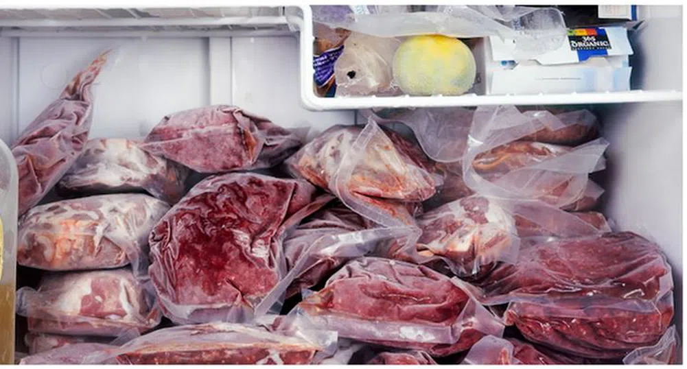 Да надникнем в хладилниците на 15 различни домакинства