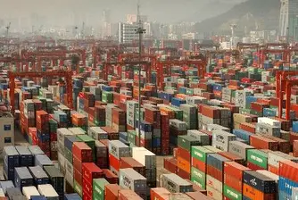 Китайската икономика се очаква да нарасне с около 7% за 2015 г.
