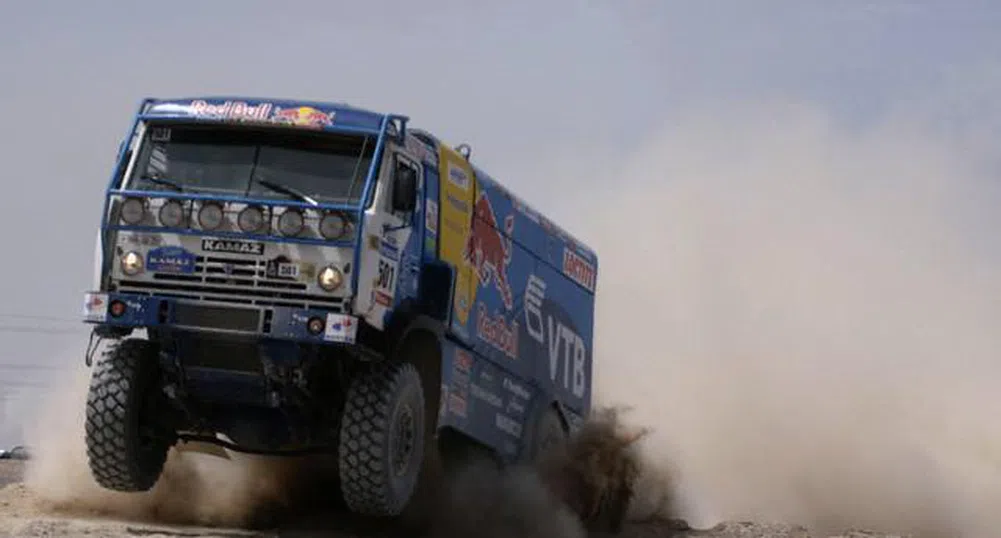 Daimler и ЕБВР купуват 5% от Kamaz