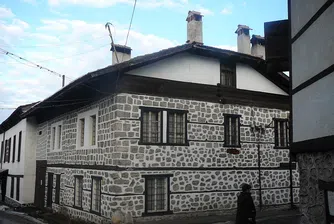 Двама британци отиват в затвора за имотни измами в Банско