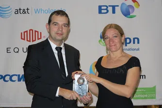 Еволинк с приз от Capacity Awards
