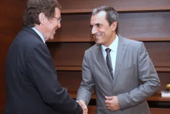 Стив Ханке: Изберете долара