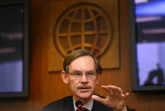 Световната банка помага на гладуващите с деривати