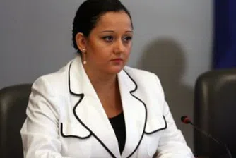 Лиляна Павлова: Ще санираме всички панелени сгради в страната