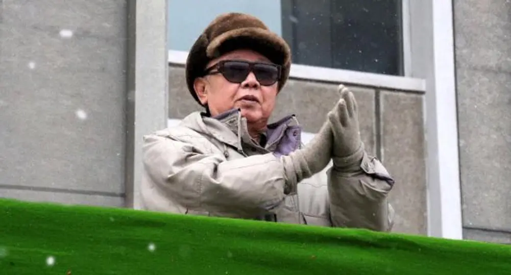 Ким Чен-ир подготвя предаването на властта на сина си