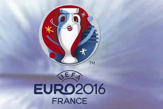 Порно актриса прави прогнози за Евро 2016 върху тялото си