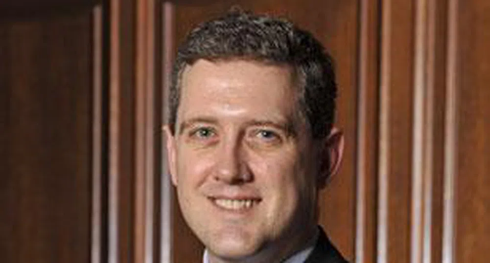 Изразът „продължителен период" ограничава ФЕД