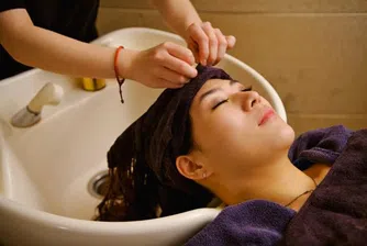 Шампоан от бели трюфели, диаментен прах и метеорити