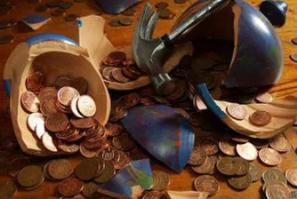 Рискът по дълга ни пада чувствително през 2012-та