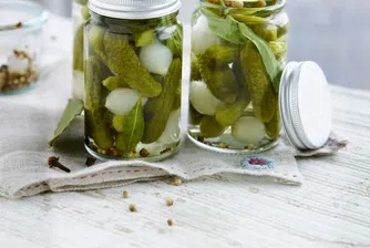 Домашната туршия по-скъпа от купената