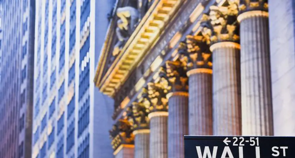Dow Jones вчера за кратко падна под 10 000 пункта