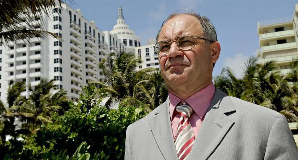 Започна процес срещу информатор на Уикилийкс