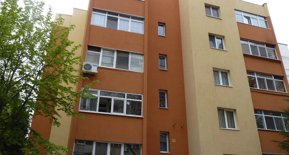 Жилищата продължават да поевтиняват