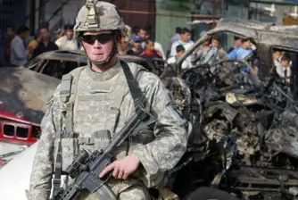 Режат армията с 6000 военни
