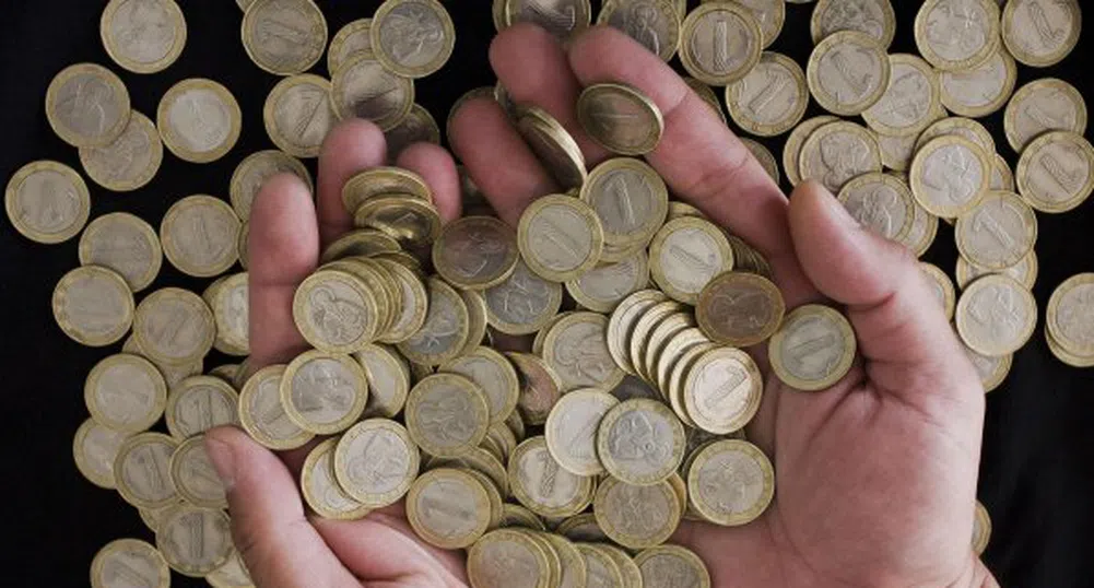 Студенти играха на фондова борса