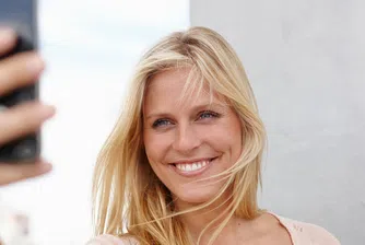 Селфито - забранено в тъмната стаичка