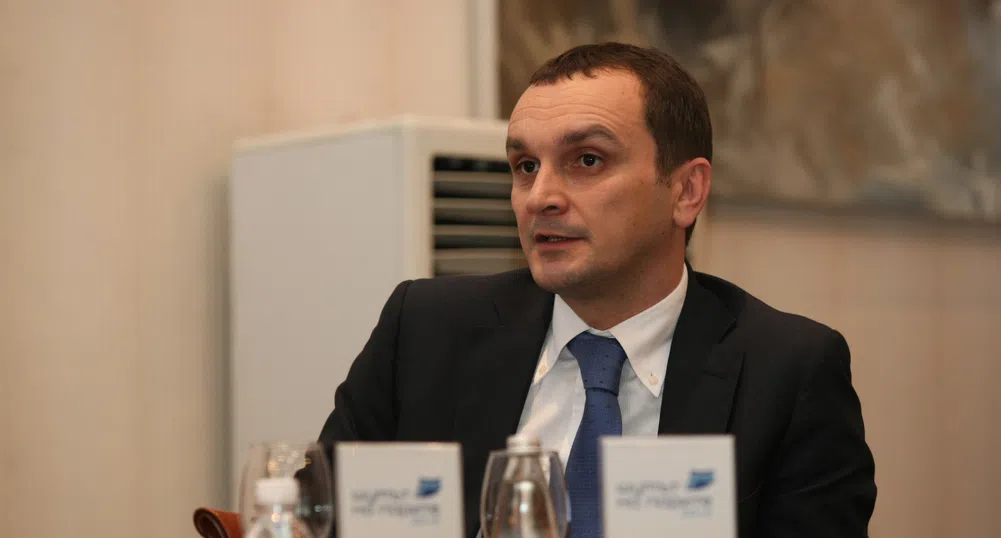 Изп. директор на Интерамерикан поема ръководството на ДЗИ