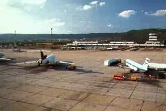 Пътуваме по-малко в чужбина през октомври