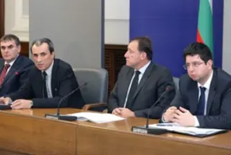 Орешарски пропусна събора на Бузлуджа