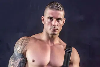 Сексапилен полицай от Ню Йорк е звезда в Instagram