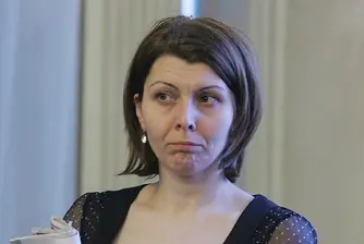 Уволняват директора на ДФ „Земеделие"