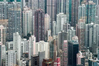 Продават паркинг за над 2 млрд. долара