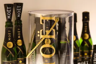 Представиха първия луксозен автомат за шампанско