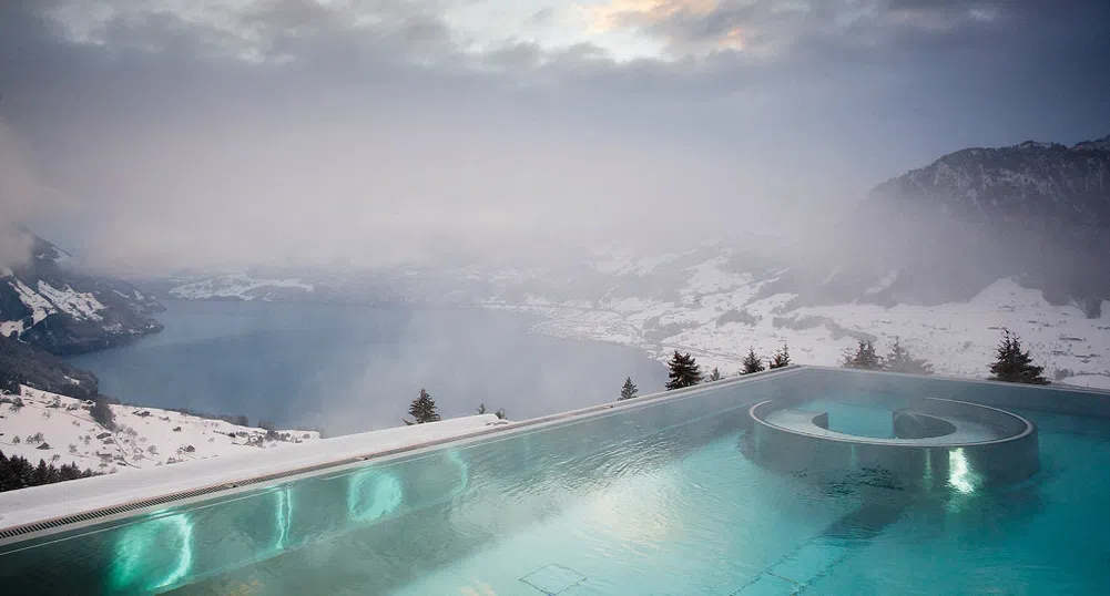 Най-уютните зимни басейни