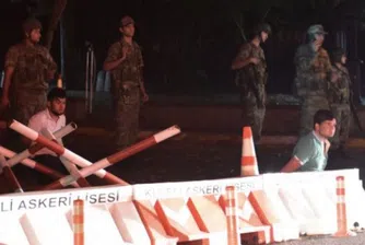 Бивш главнокомандващ на ВВС стои зад опита за преврат в Турция