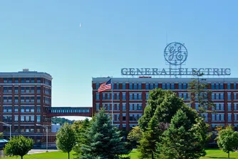 General Electric купува 2 европейски производителя на 3D принтери